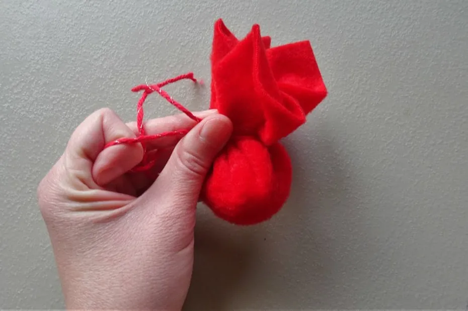 DIY Fleece Kitty Sachet Toy
