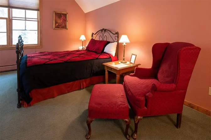 Apple Orchard Inn