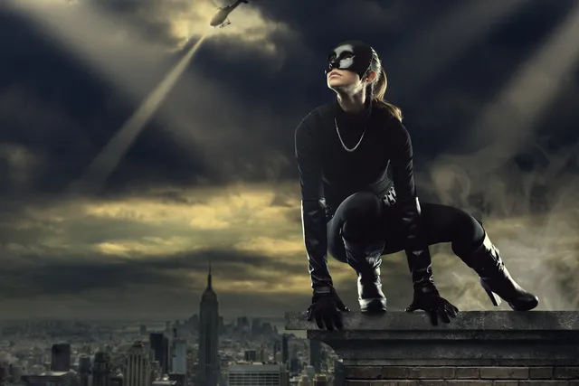 Catwoman & 11 Other Cat-Inspired Superheroes (With Pictures)