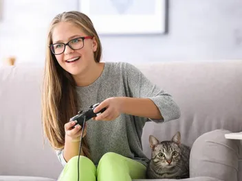 17 Amazing Video Games About Cats (With Trailers)