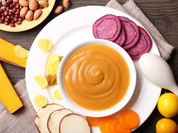 Feeding Baby Food to Cats: What’s Safe and What’s Toxic