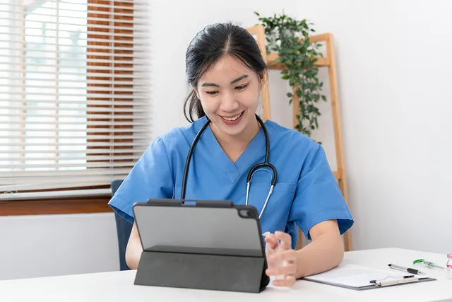 Virtual Vet Visits: What to Expect & FAQ (Vet Verified)