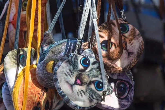 10 Cat Themed Purses That Lets The Cat Out Of The Bag