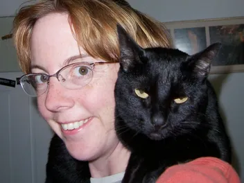 Does Your Cat Believe That You're a Cat, Too? John Bradshaw Has an Opinion on This