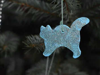 15 Free DIY Cat Christmas Ornaments You Can Create at Home (With Pictures)