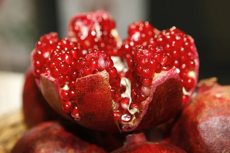 sliced pomegranate