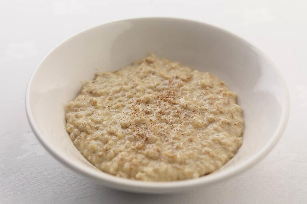 a bowl of cooked oats