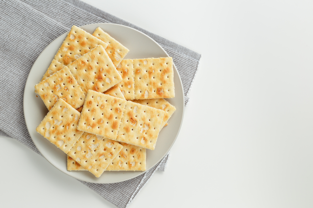 plate of crackers