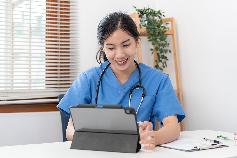 Virtual Vet Visits: What to Expect & FAQ (Vet Verified)