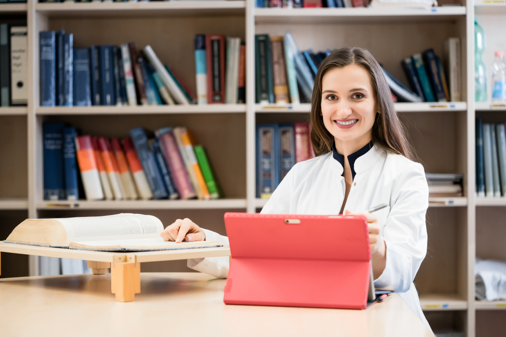 What Is Fear Free Certification: What It Is & How Long Does It Take (Vet-Verified)