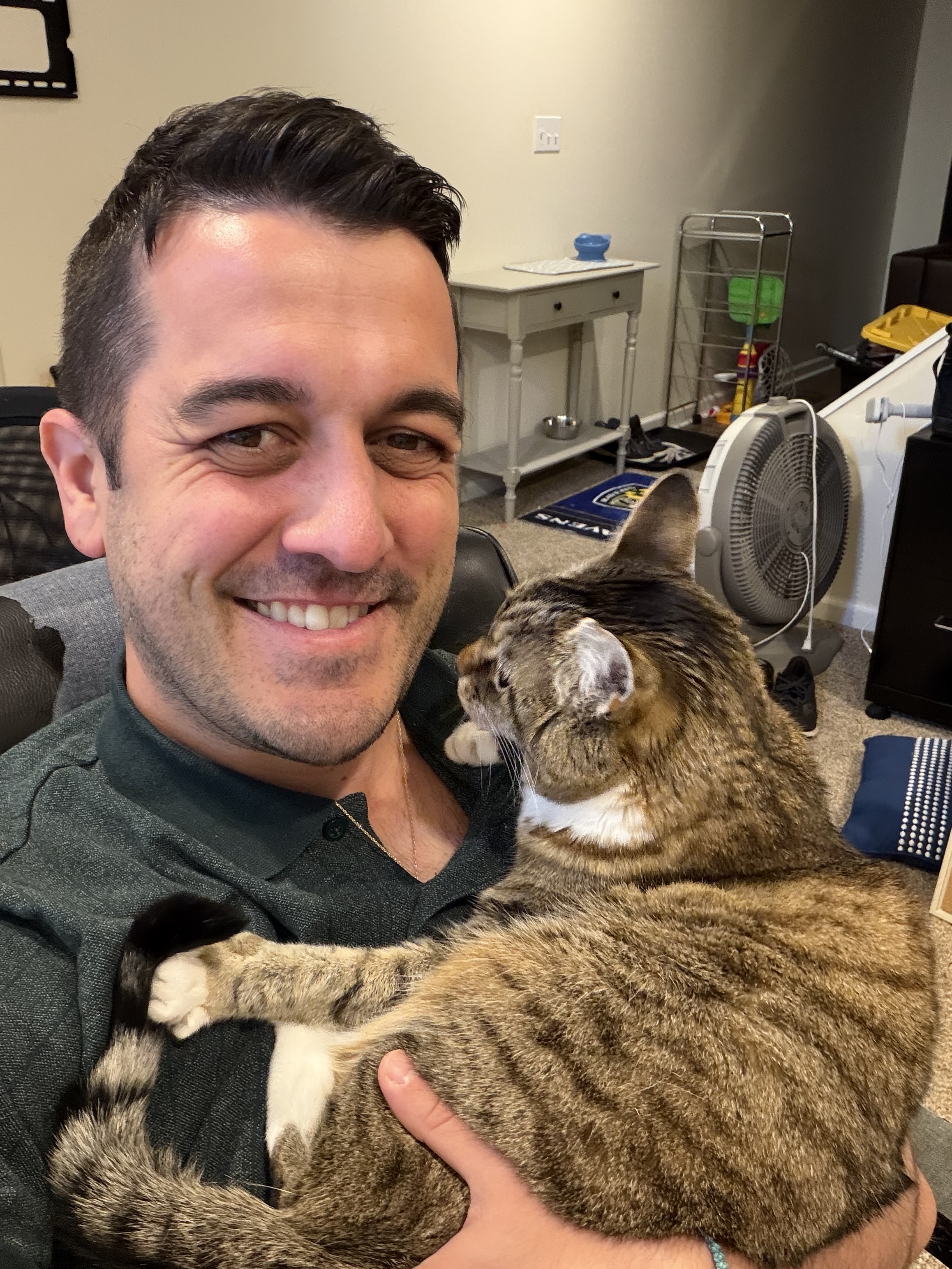Life Through Minnie's Eyes: The Cat Behind the Comics
